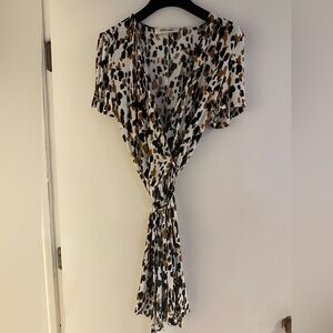 Diane von Furstenberg Short sleeve Wrap Dress